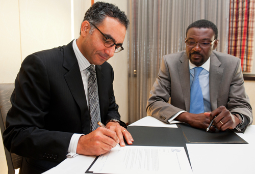 Agreement Signed by ICANN and the Africa Network Information Center (AFRINIC) to Expand L-Root Servers Across Africa