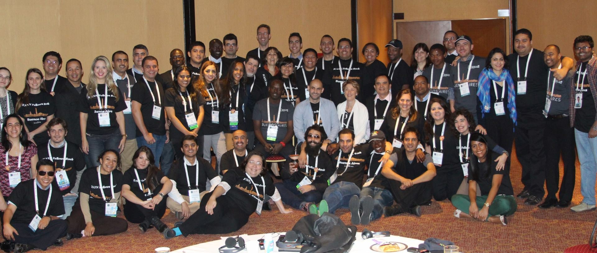 Singapore Fellowship Participants gather at ICANN52
