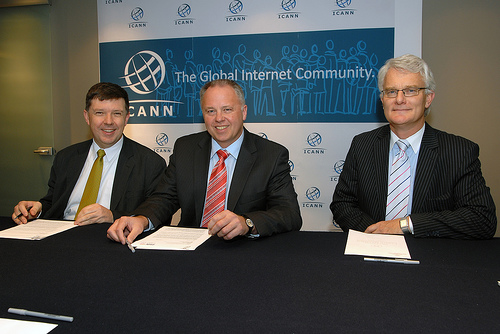 ICANN Formalizes Relationship with ccTLD Manager for Austria (.AT)
